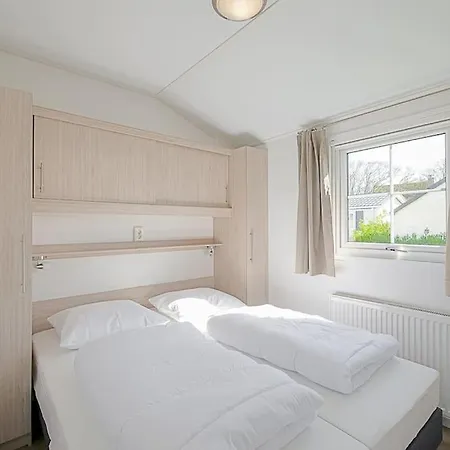 Luttikduin Nr 10 - Aan Zee Callantsoog