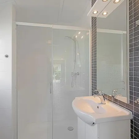 Luttikduin Nr 10 - Aan Zee * Callantsoog