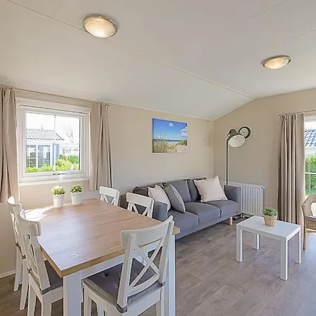 Chalet Luttikduin Nr 10 - Aan Zee