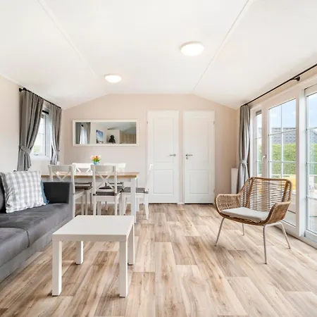 Luttikduin Nr 10 - Aan Zee Chalet